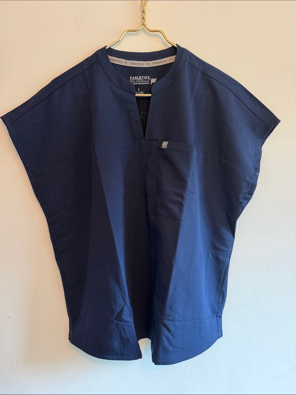 Fabletics evolve oversized scrub top!